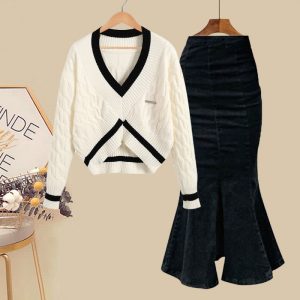 V-neck Colorblock Sweater Fishtail Denim Skirt Two Pieces - Modakawa modakawa